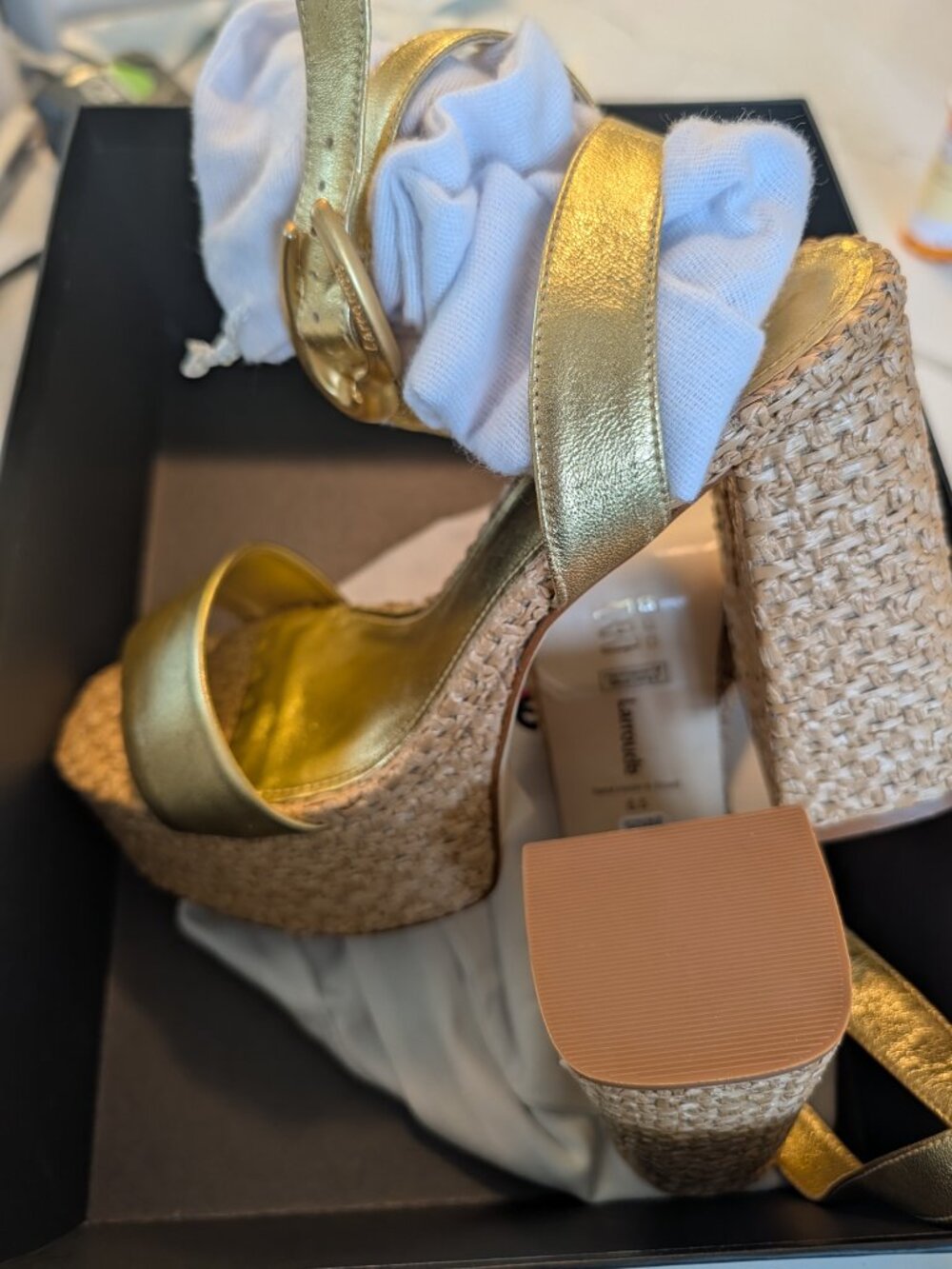 NIB Larroude Dolly Verona Metallic Gold Platform Sandals